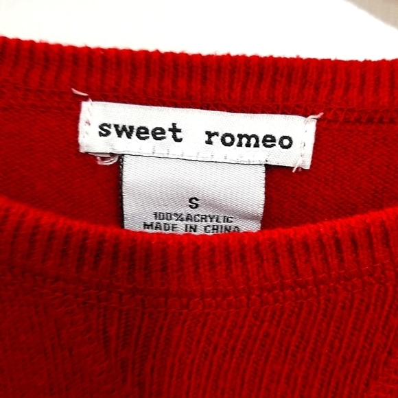 Sweet Romeo Sweater - Picture 2 of 3